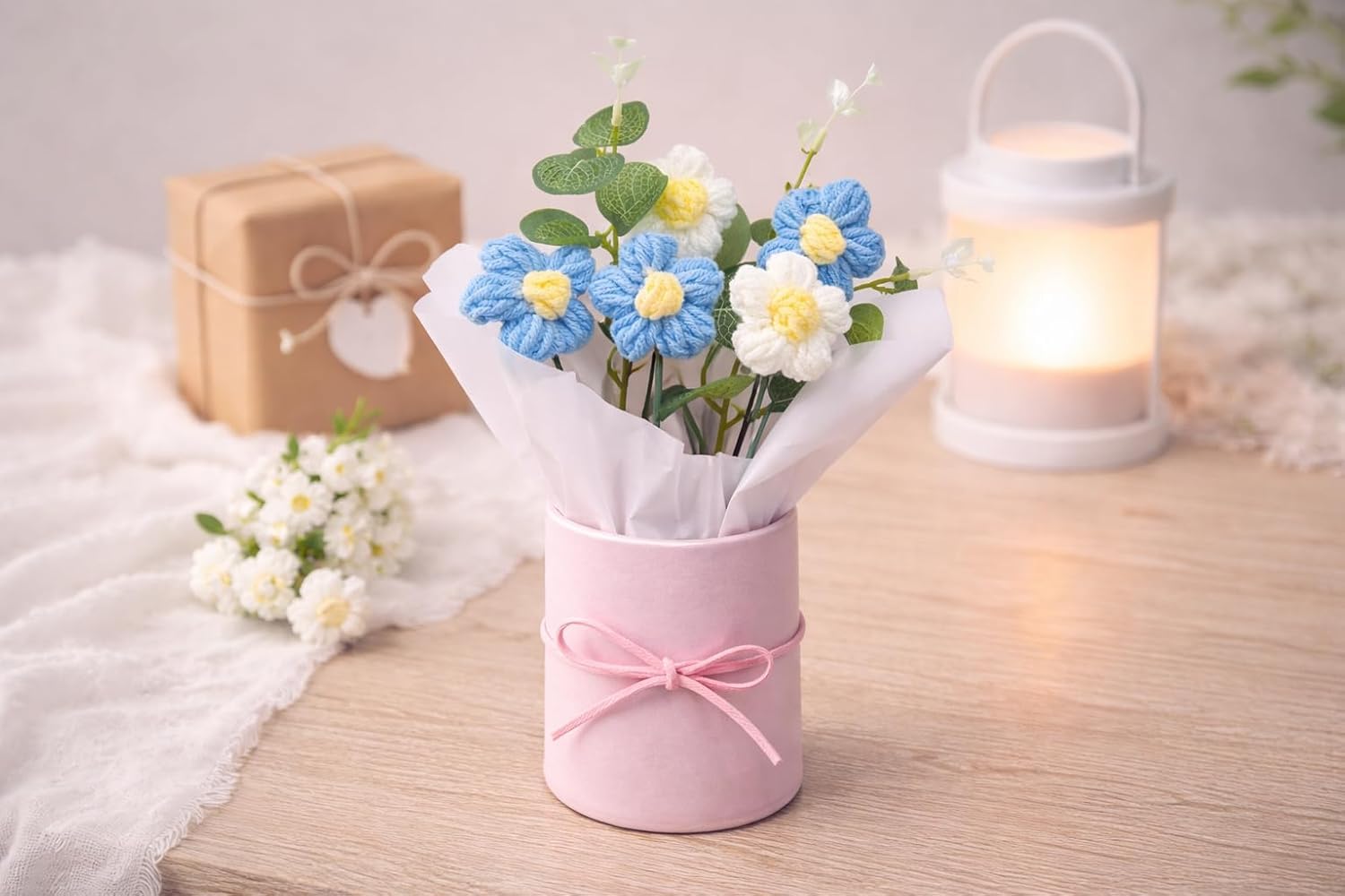 UCRAVO Artificial Crochet Flower Bouquet Blue Daisy Handmade Knitted Flower Bunch with Pot, Cute Mini Flower Arrangement for Desk Decor, Home Decoration, Romantic Gift for Girls, Women, Birthday Gift