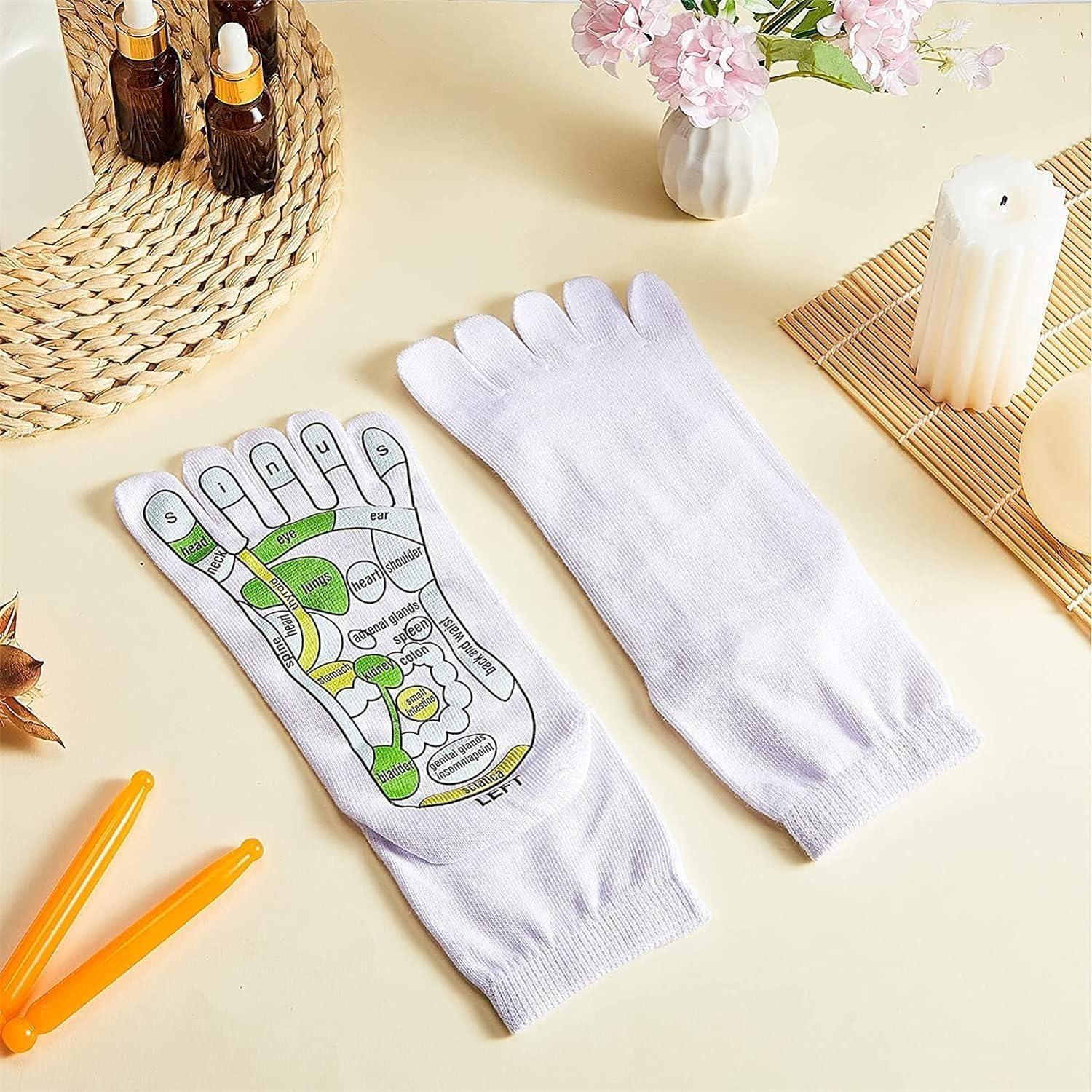 UCRAVO Reflexology Socks with Foot Massage Stick Acupressure Foot Chart Therapy Socks for Relief, Support, Heel Pain Treatment, Arch Support,Circulation Boost,Stress Relief,Home Spa Foot Massager Kit