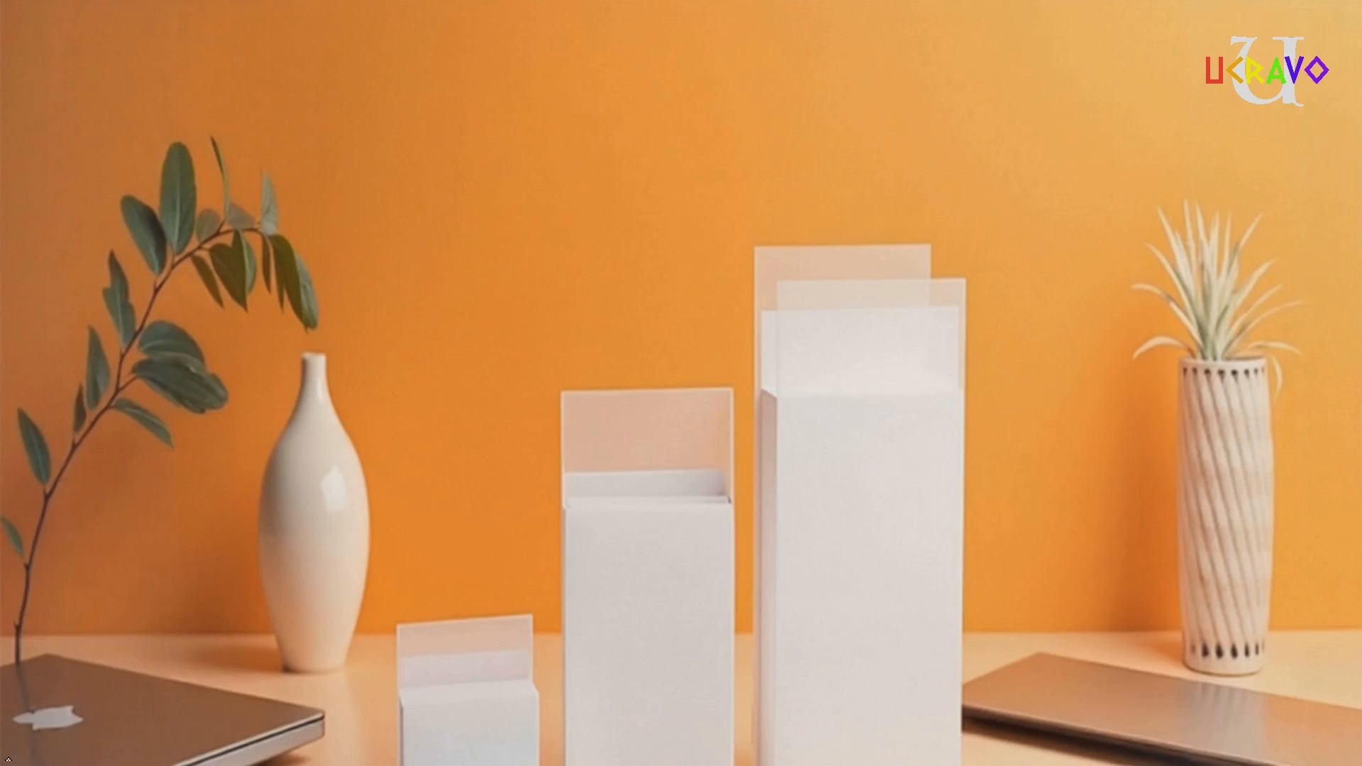 Load video: UCRAVO 400 Sheets Transparent Sticky Notes Self Adhesive Clear Sticky Notes for Writing Marking,Annotating Waterproof Reusable Sticky Pads for Office School College Study Planner Journaling Book Tabs